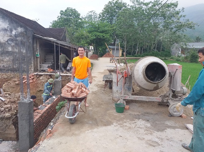 Anh Nguyễn Đức Trung đang triển khai xây dựng khu vui chơi giải trí